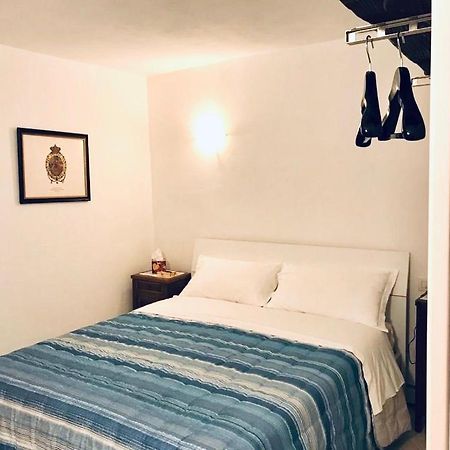 Storico Ombelico Di Parma Apartment Ngoại thất bức ảnh