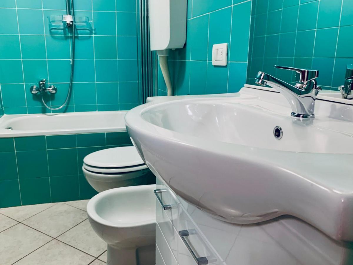 Storico Ombelico Di Parma Apartment Ngoại thất bức ảnh