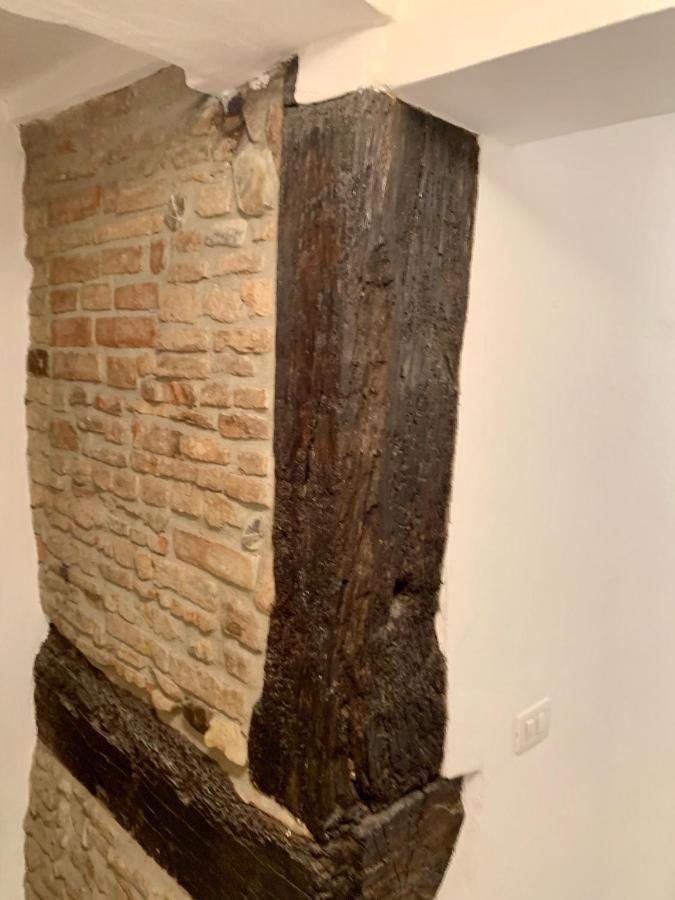 Storico Ombelico Di Parma Apartment Ngoại thất bức ảnh
